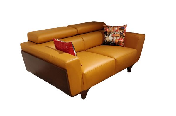 Sofa – Center Table