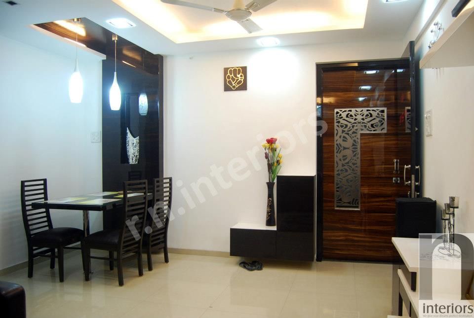 Dining Room – Table