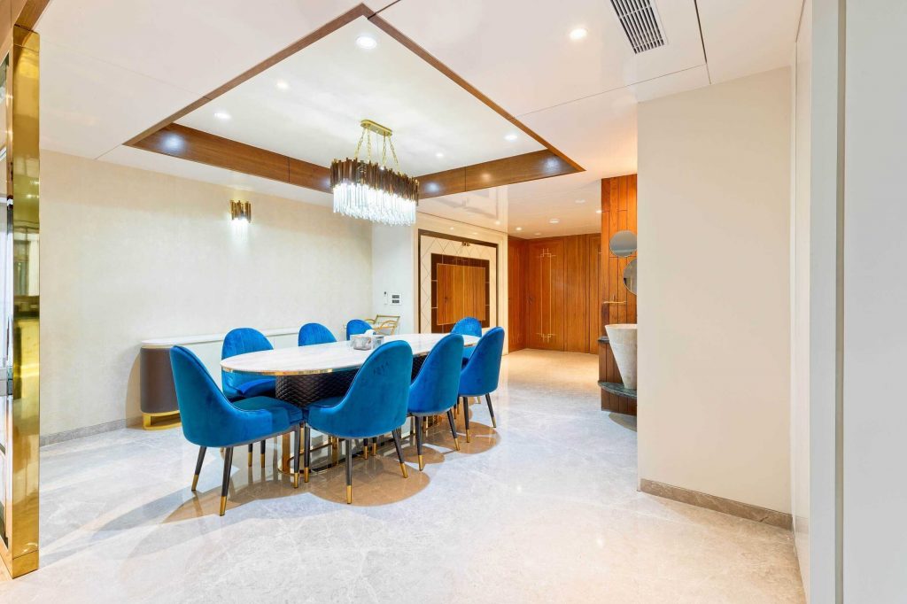 Dining Room – Table