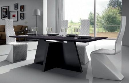 Dining Room – Table
