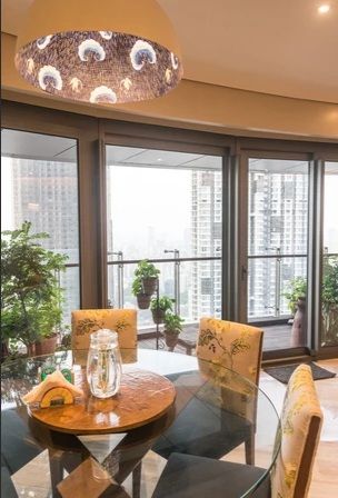 Dining Room – Table