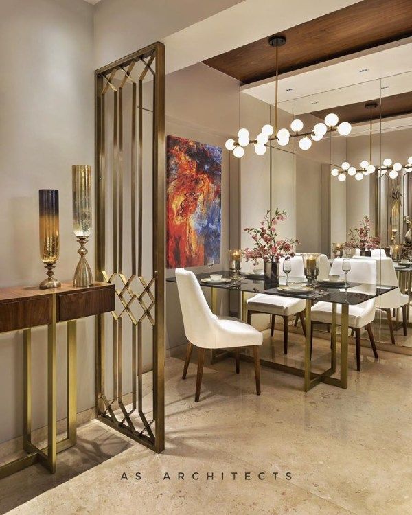 Dining Room – Table