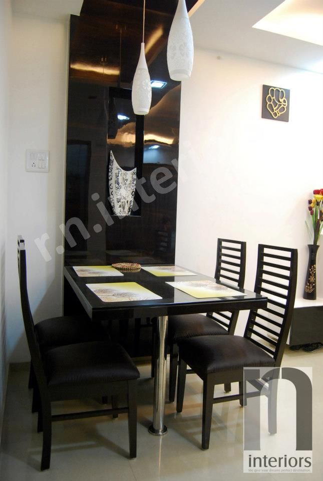 Dining Room – Table