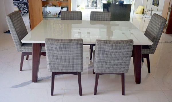 Dining Room – Table