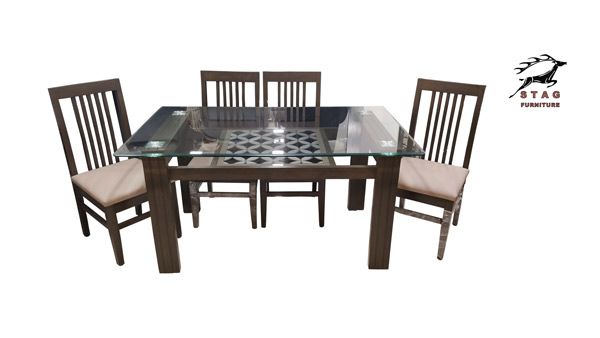 Dining Room – Table