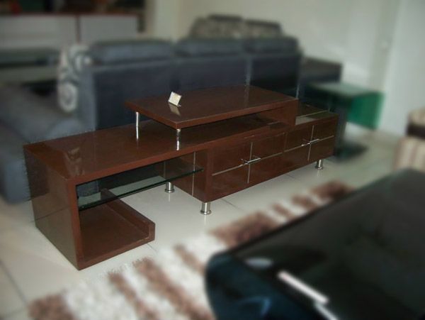 Sofa – Center Table