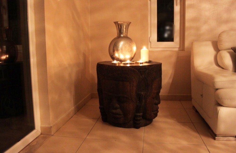 Sofa – Center Table