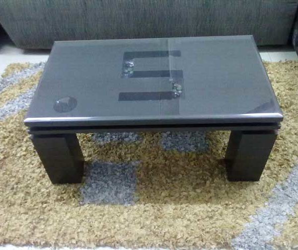 Sofa – Center Table