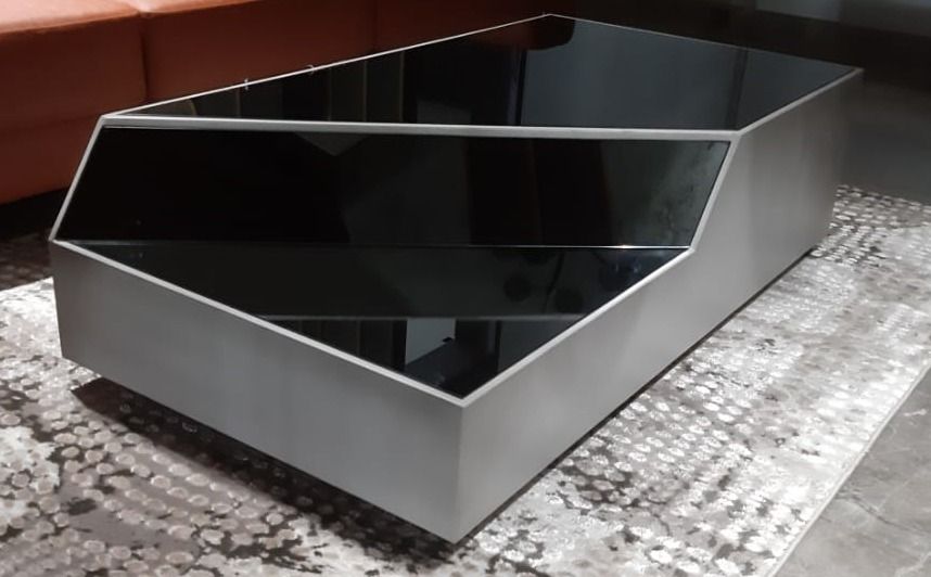Sofa – Center Table