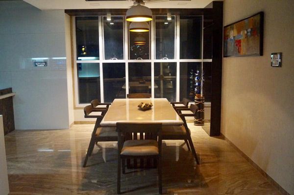 Dining Room – Table