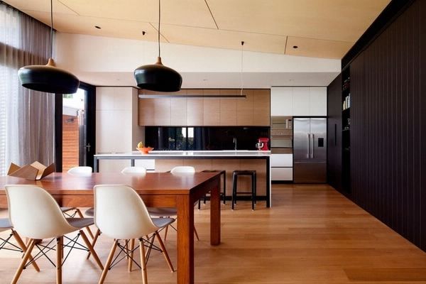 Dining Room – Table