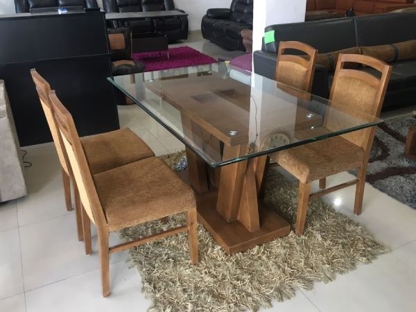 Dining Room – Table