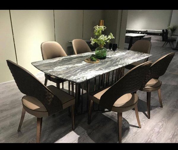 Dining Room – Table