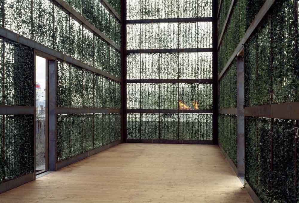 Hedge Building