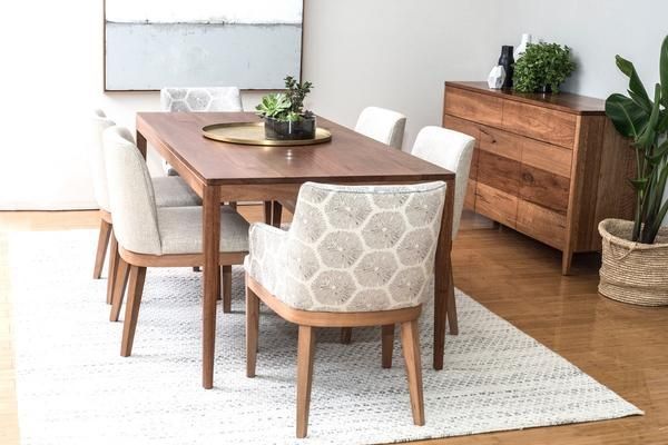 Some Organic Decor for Flaunt the Beauty of Your Buffet