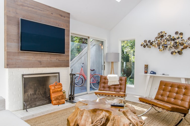 TV Unit with Fireplace