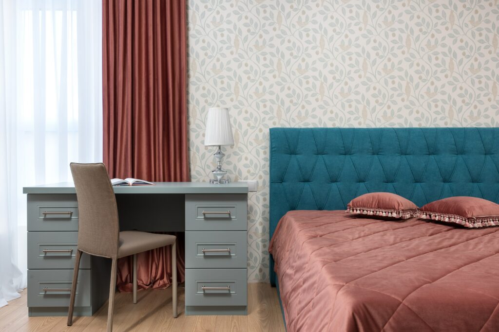 Workstation in Bedroom