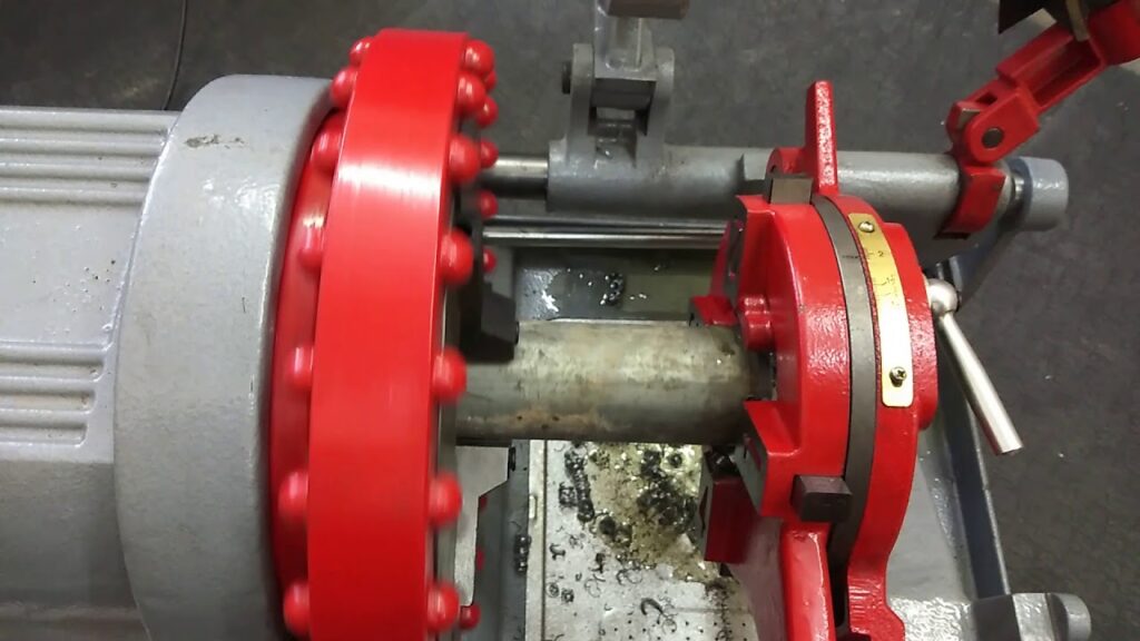 Pipe Threading Machine
