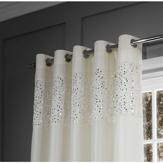 Decorative traverse poles Decorative traverse poles