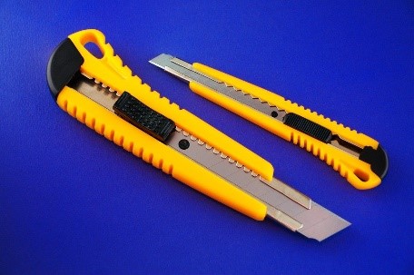 Knife or cutter