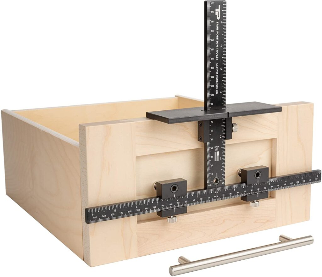 Measuring Centre with Drawer Pull Jig Measuring Centre with Drawer Pull Jig