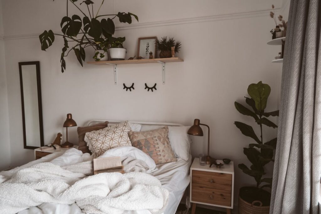 Natural Elements to Your Guest Bedroom Natural Elements to Your Guest Bedroom