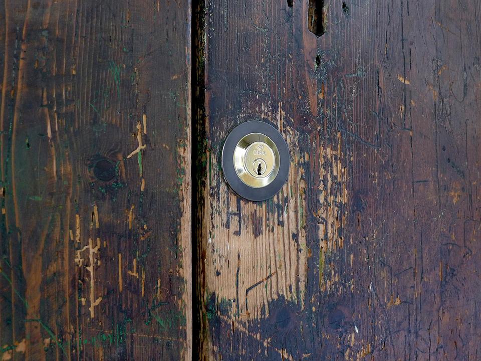 Remove Scratches from Wood
