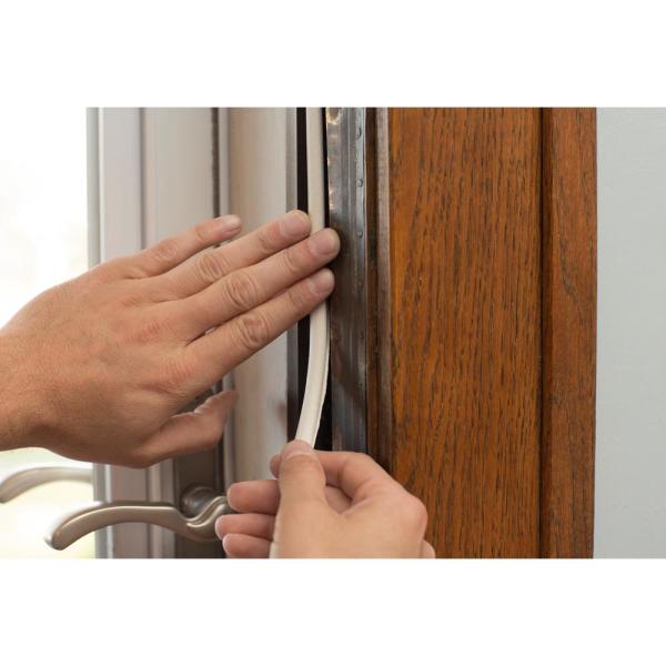 Seal window gaps