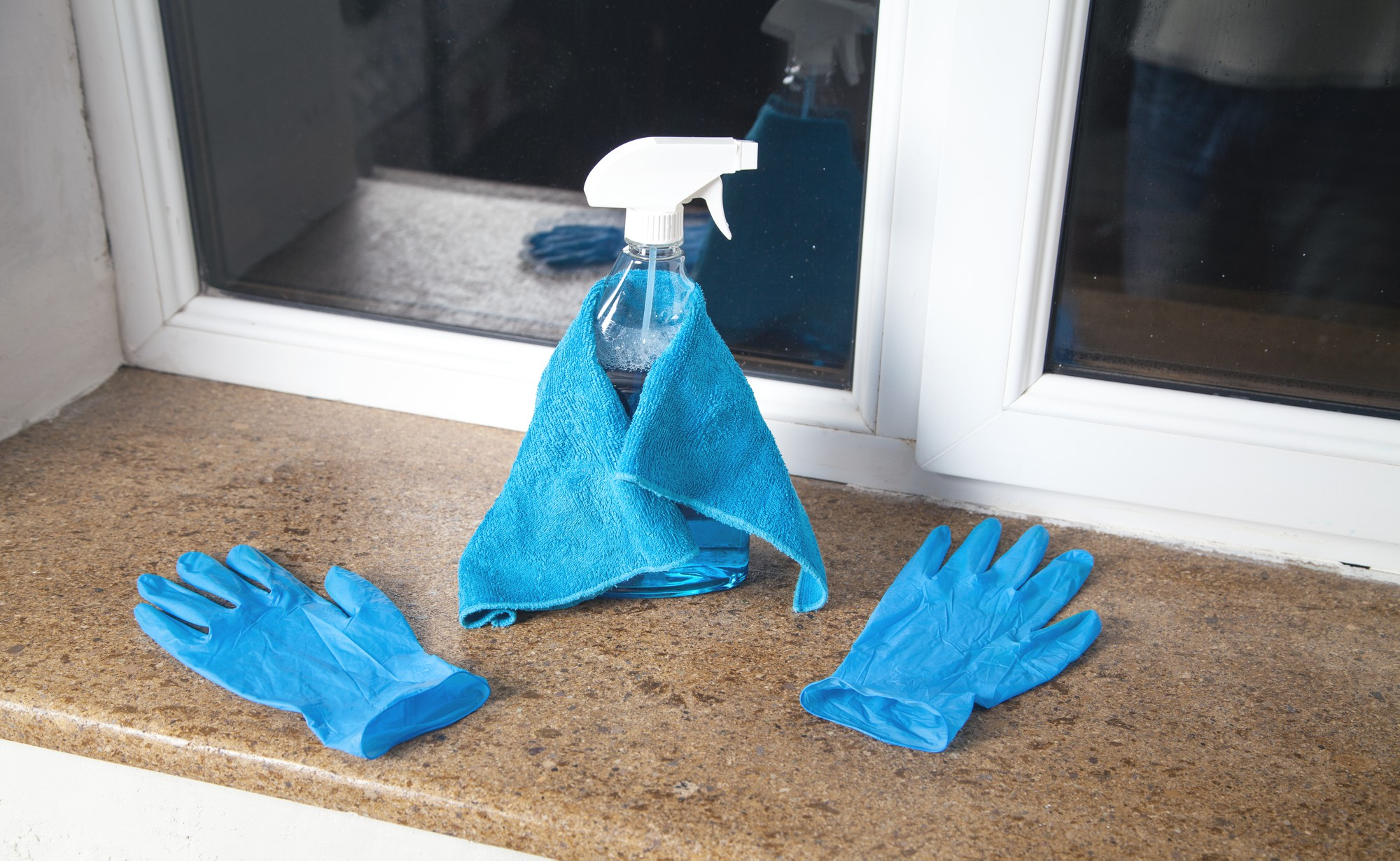 Spray bottle & Gloves