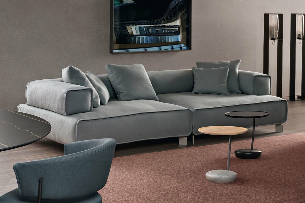 Tetra Sofa by Mauro Lipparinin
