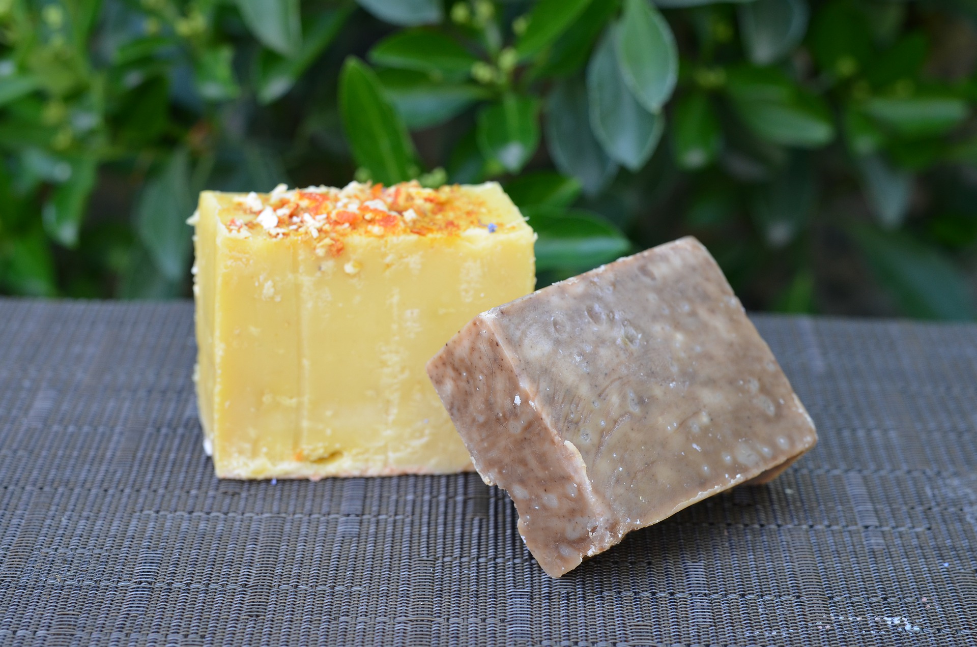 Use Soap Bars Use Soap Bars