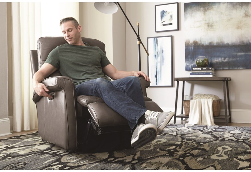Adjusting Recliner