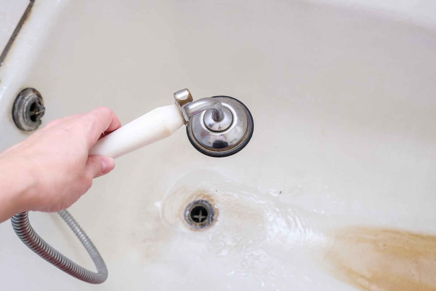 Brown Stains in Bathtub Brown Stains in Bathtub