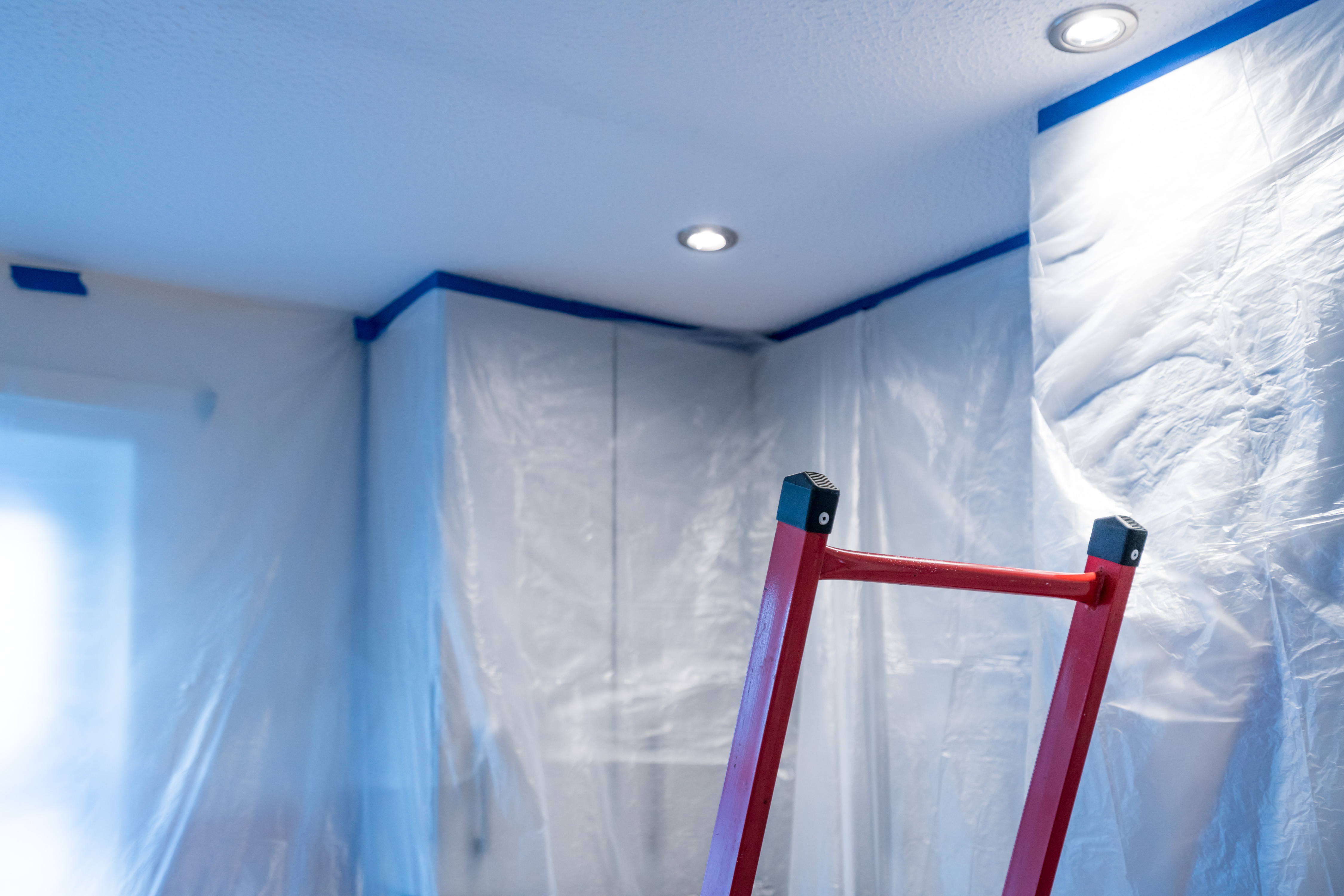 Pre-preparation of Repairing Textured Ceiling