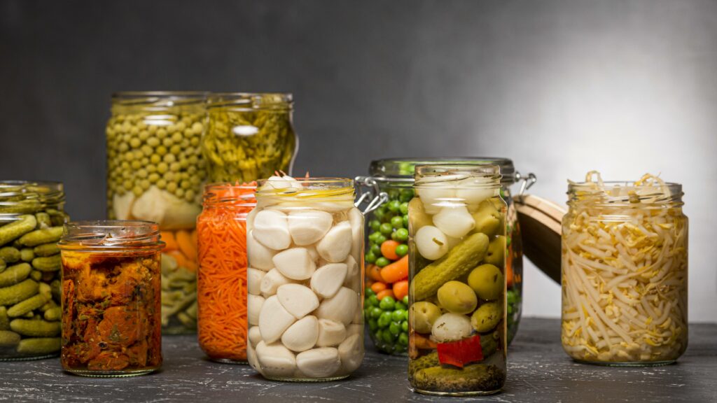 Straight-Sided Clear Containers