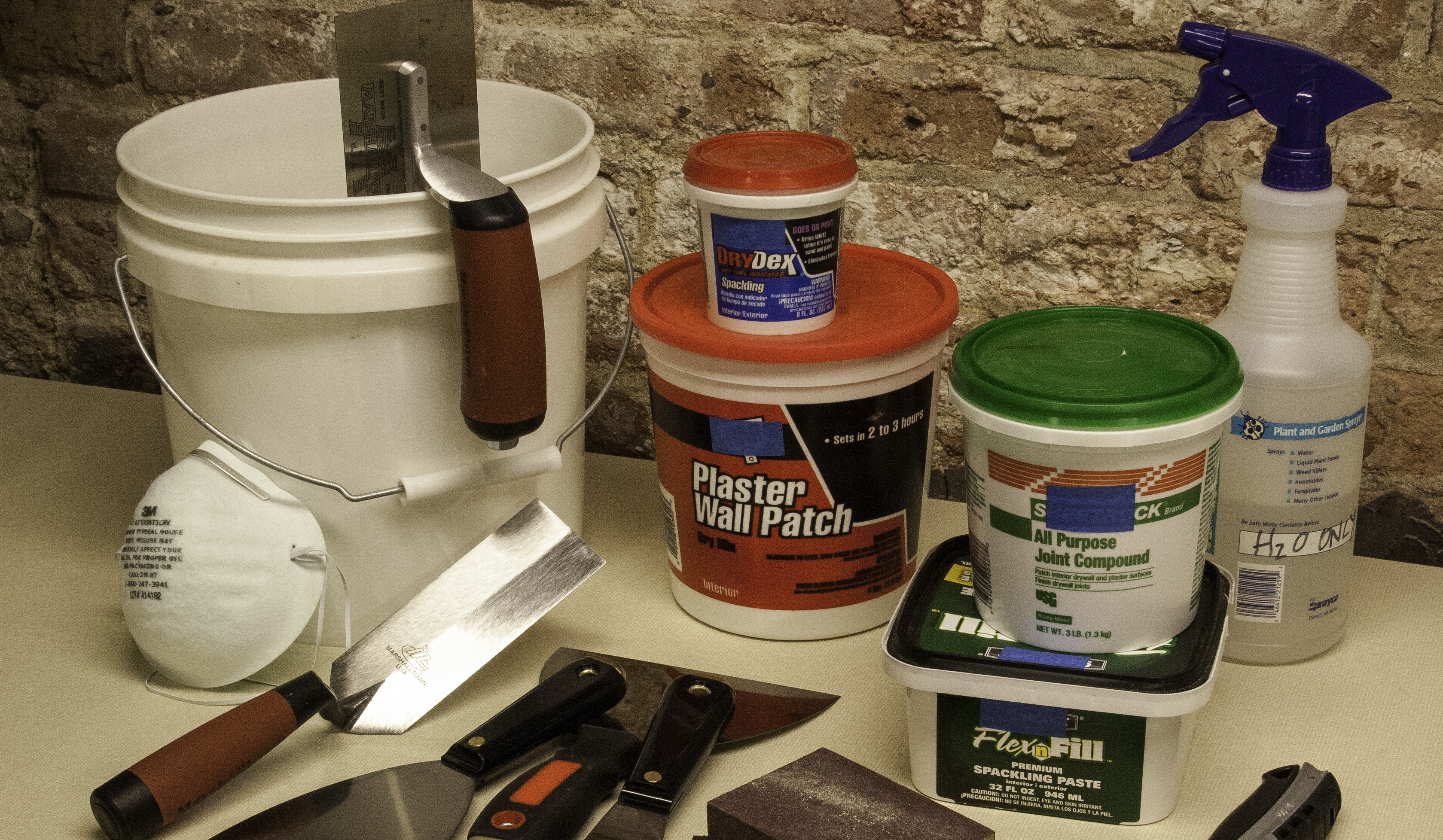 Tools to Patch Plaster Tools to Patch Plaster
