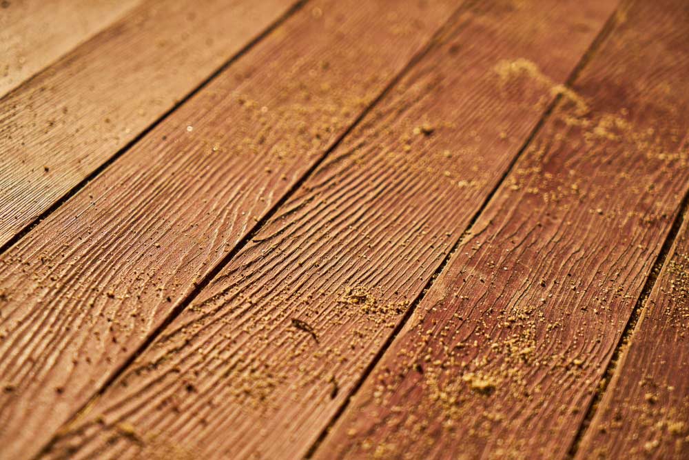 Wire Brushed Floor Manufacturing Cons