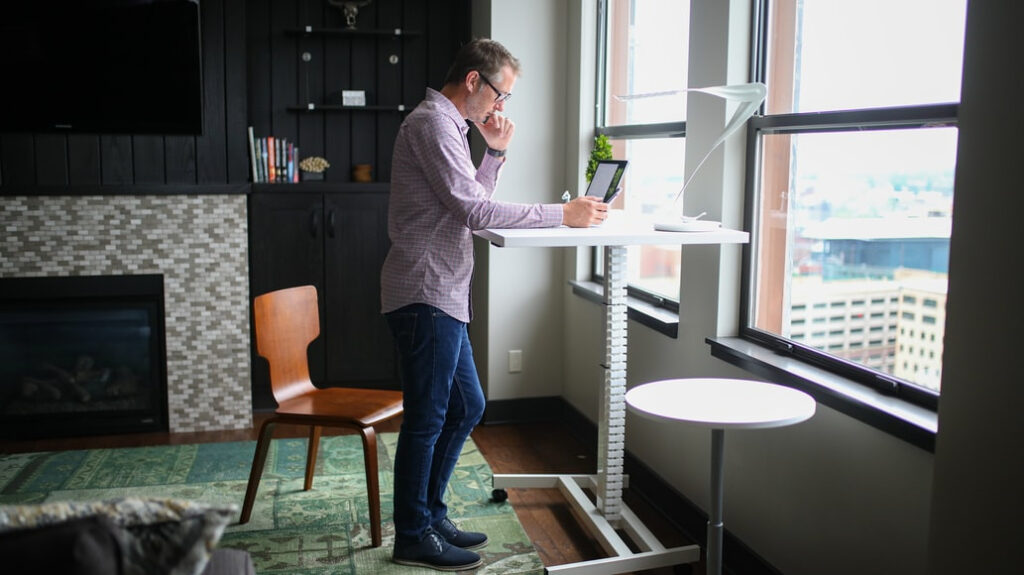 Standing Table