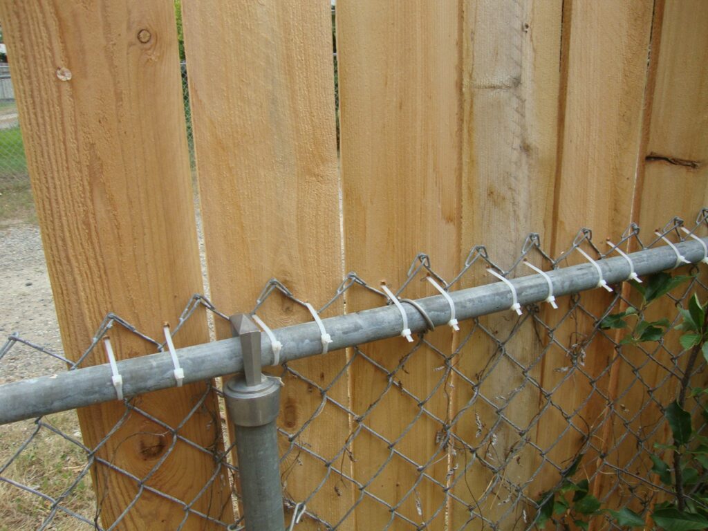 Wooden Panel Chain Link Fence Wooden Panel Chain Link Fence