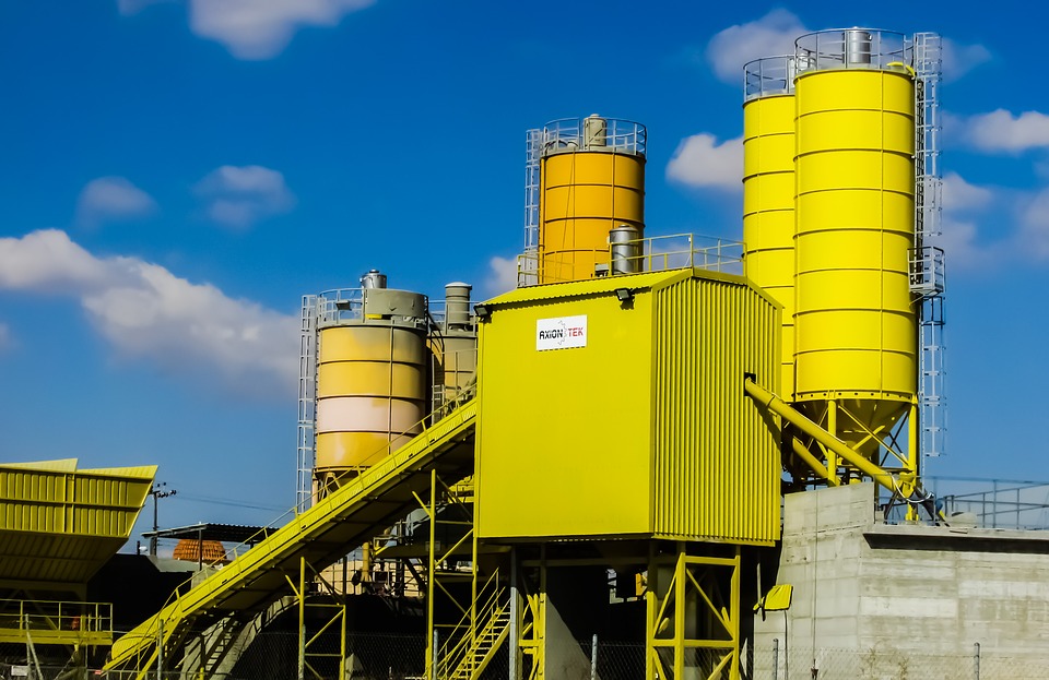 Ready mix concrete plant