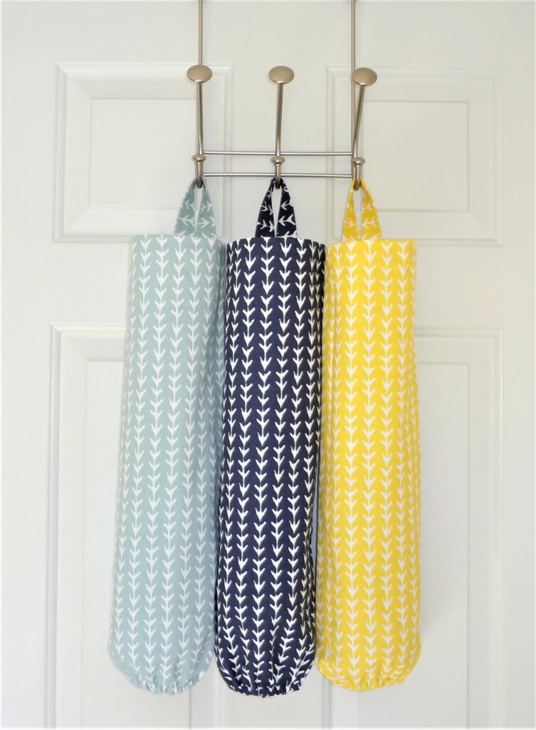 DIY Plastic Bag Storage