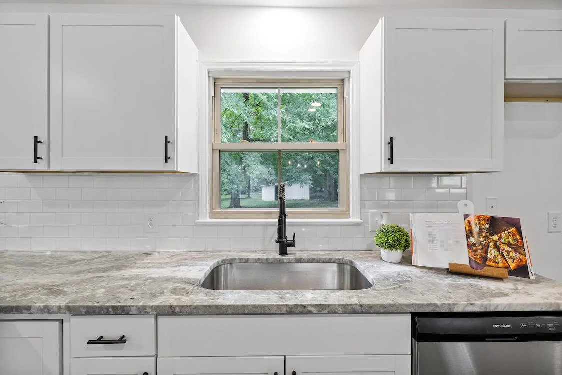 Common Basin area - Wet Area Countertops