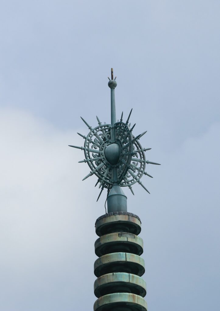 Finial