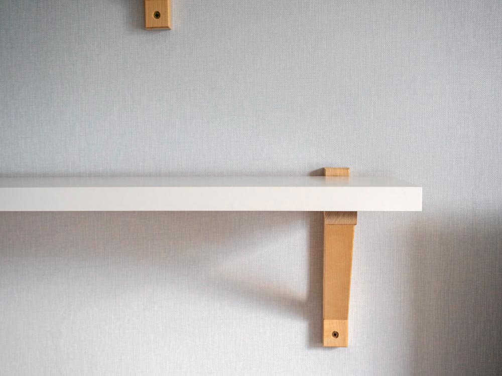 Fix the shelf