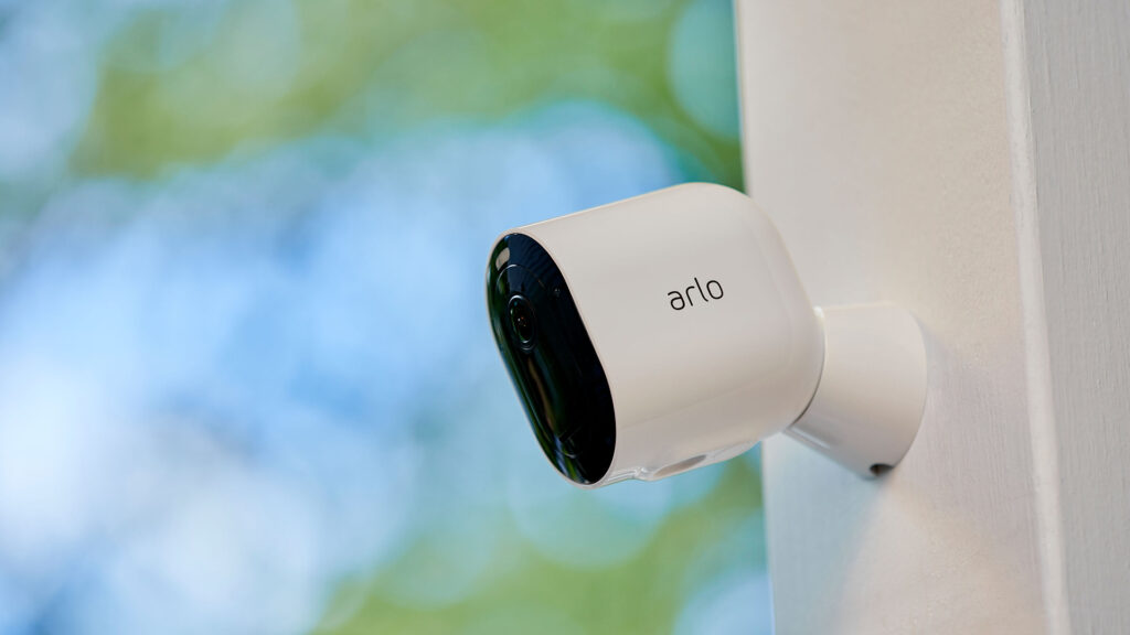 Smart Home Appliance: Arlo Pro 4