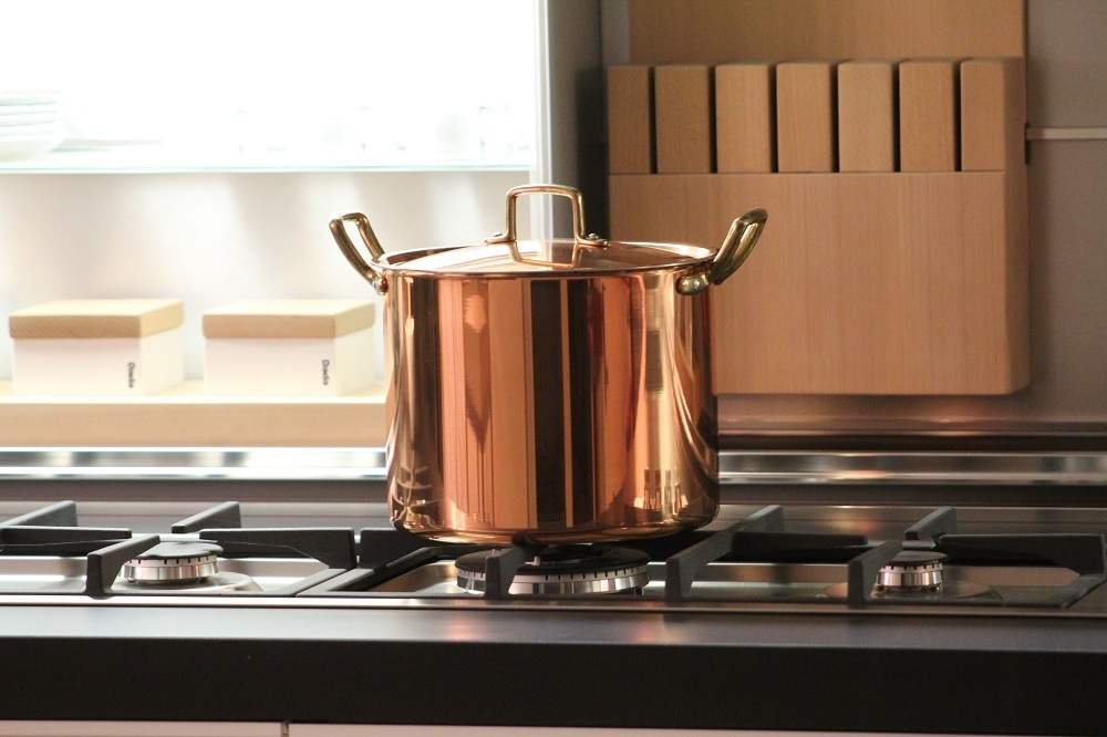 Adding brass and copper crockery