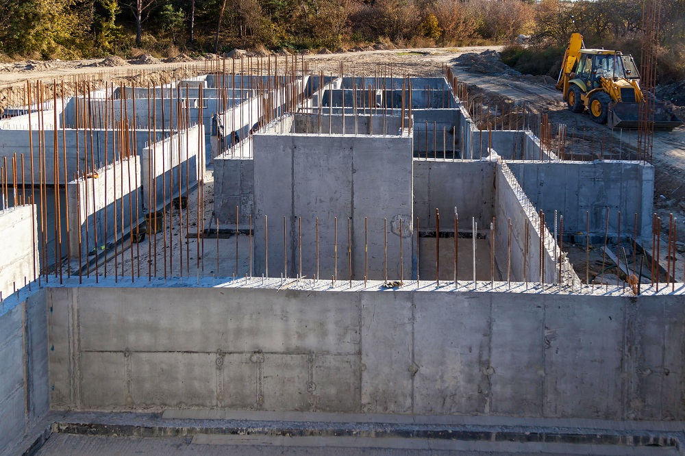 Reinforced concrete load bearing wall