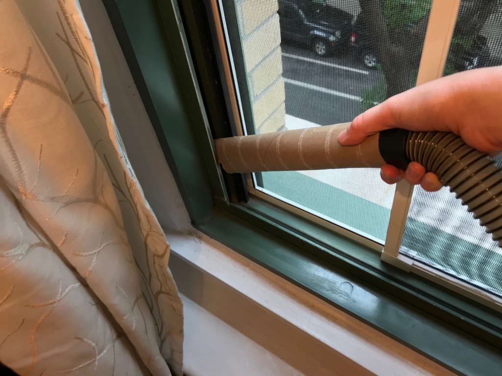 Window Tracks Cleaning Window Tracks Cleaning