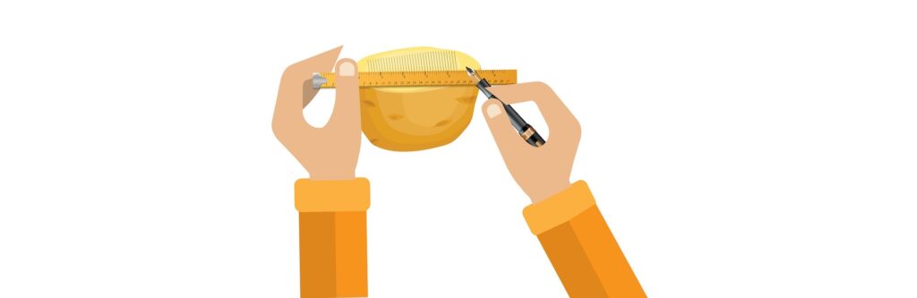 Draw motif on potato half Draw motif on potato half
