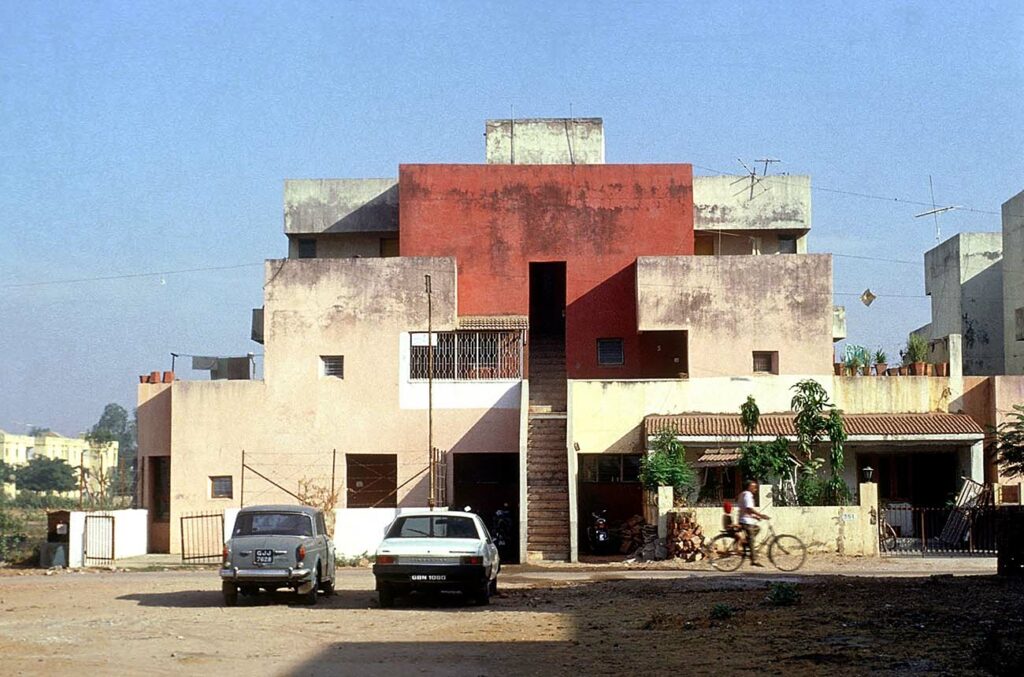 Housing Colony of LIC designed by BV Doshi Housing Colony of LIC designed by BV Doshi